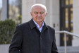 Pojišťovna ve ztrátě. Manažer inkasoval 35 milionů navíc