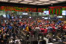 Akciové trhy: PX pokračuje v růstu, tahounem CSG, S&P 500 na rekordu