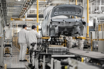 Čínské automobilky obsazují evropské továrny