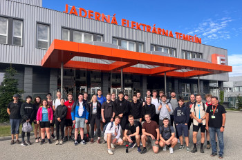 Prázdniny vyměnili za jadernou elektrárnu