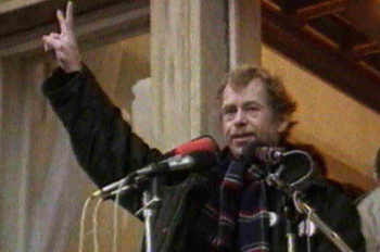 Havel zbavený klišé, Trutnov plný stínů