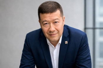 Okamura zůstává tváří SPD. Skutečnou moc ale získávají další
